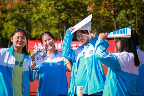 201909【五中社團(tuán)喜迎新 莘莘學(xué)子顯風(fēng)采——阜陽五中舉行2019年社團(tuán)納新大會(huì)】2000k 阜陽日報(bào) 阜陽發(fā)布 特約攝影 凡偉 18844908911-11 (6)_conew1.jpg