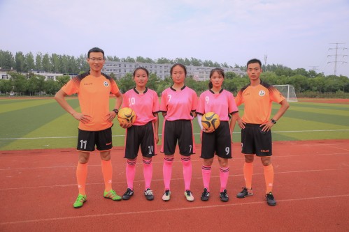 202006【捷報(bào)遲來，歡喜不減——我校學(xué)生收獲國家級榮譽(yù)】潁州晚報(bào) 阜陽日報(bào) 特約攝影記者 凡偉 188449089111_conew1.jpg