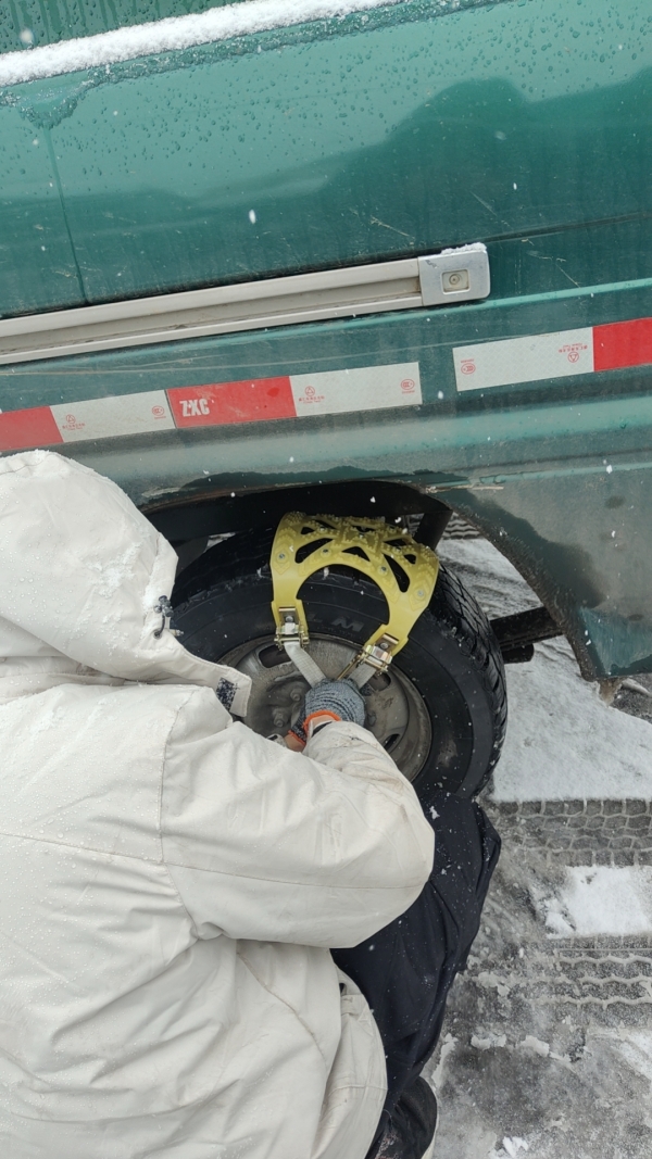 圖2：阜陽郵政市趟郵車正常運轉(zhuǎn) (2).jpg