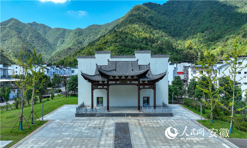 新火村村景。人民網(wǎng)記者 陶濤攝